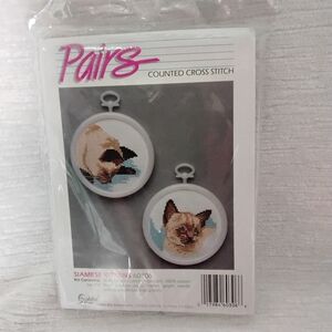 Counted Cross Stitch Kit - Siamese Kittens